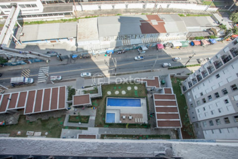 Image 45 - 1033256