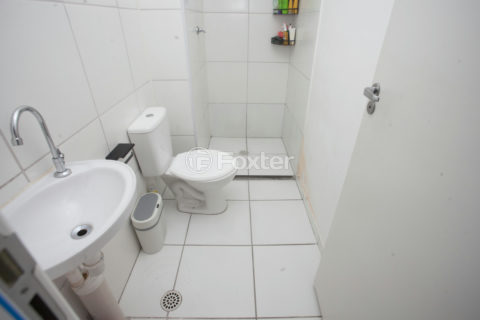 Image 32 - 1033256