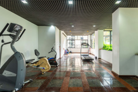 Image 32 - 1033262