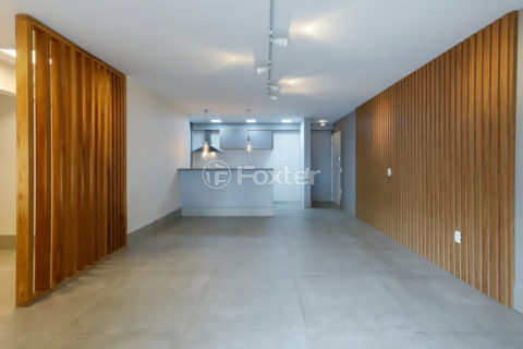 Image 3 - 1033270
