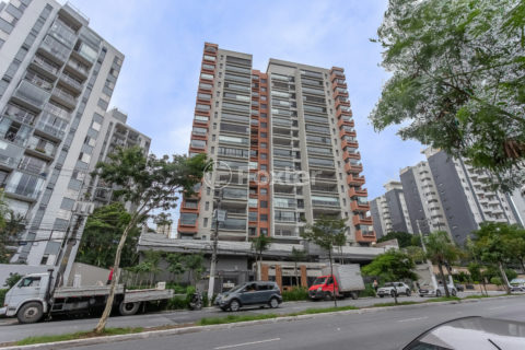 Image 46 - 1033271
