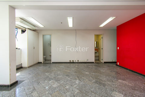 Image 8 - 1033276