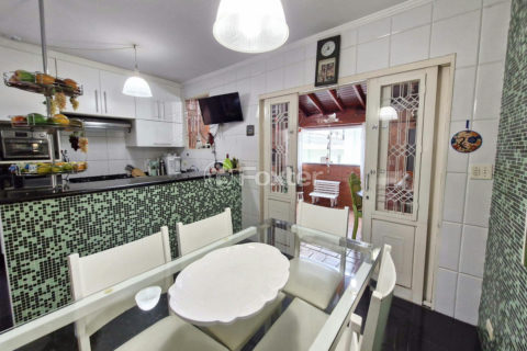 Image 21 - 1033277