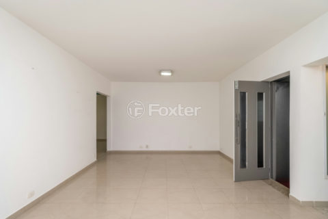 Image 7 - 1033294