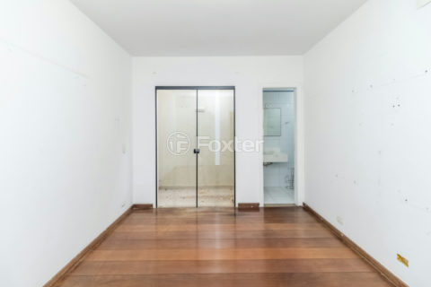 Image 27 - 1033294