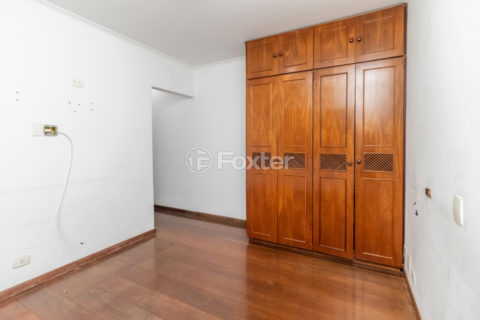 Image 30 - 1033294