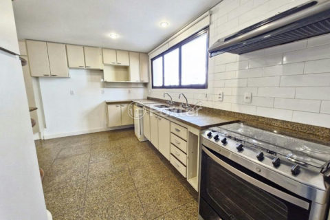 Image 50 - 1033302