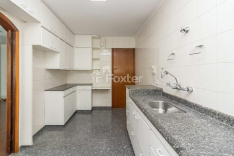 Image 7 - 1033305