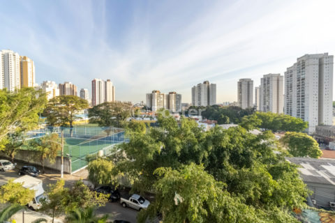 Image 4 - 1033311