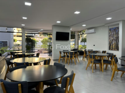 Image 31 - 1033311
