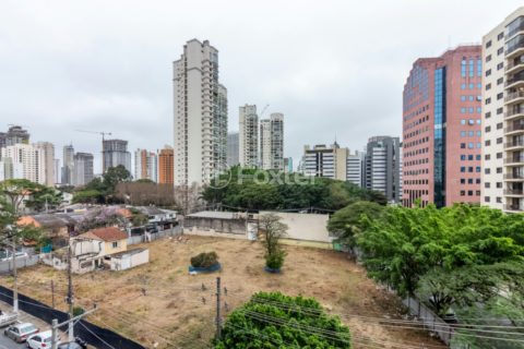 Image 15 - 1033313