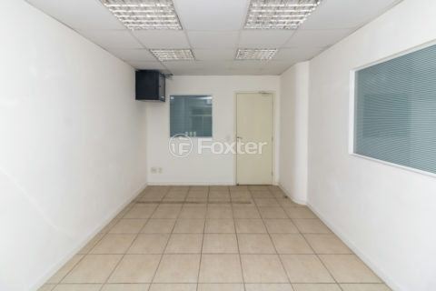 Image 10 - 1033314