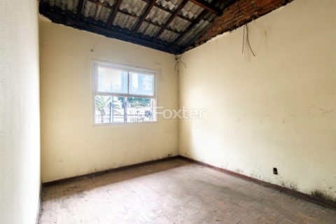 Image 34 - 1033318