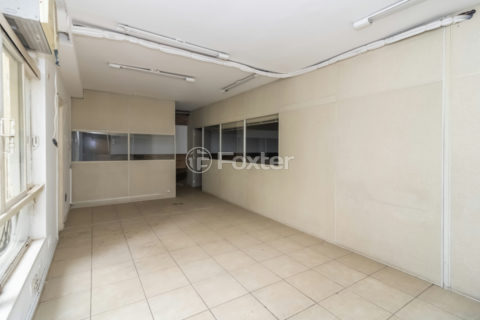 Image 7 - 1033323