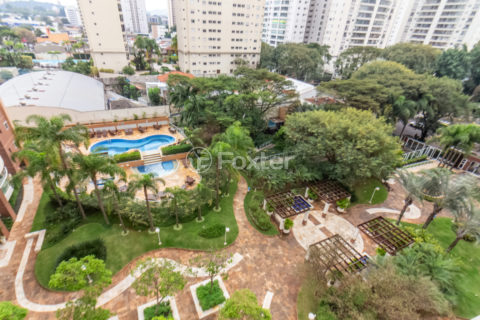Image 27 - 1033325