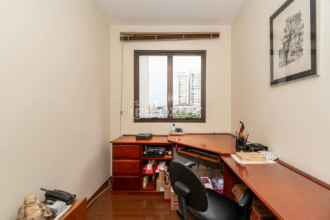 Image 21 - 1033330