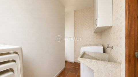 Image 9 - 1033336