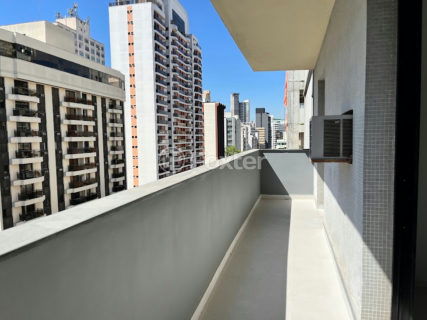 Image 5 - 1033343