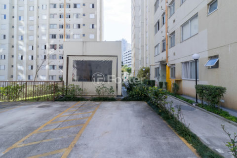 Image 39 - 1033344