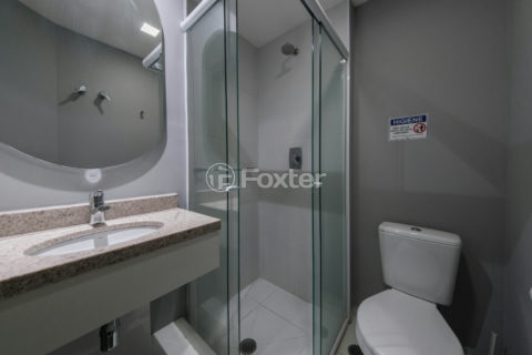 Image 9 - 1033362