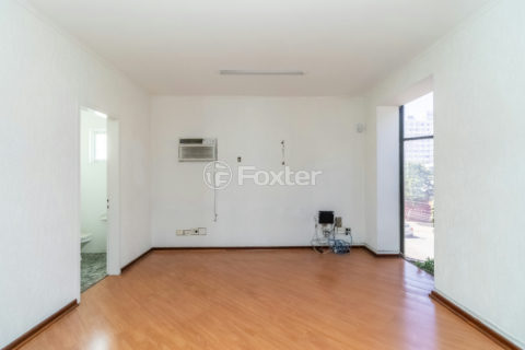 Image 32 - 1033363