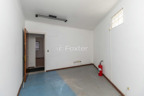 Image 47 - 1033363
