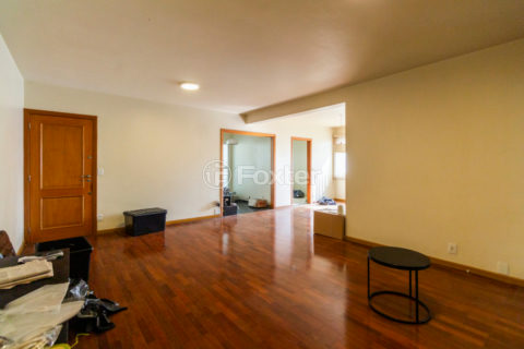 Image 4 - 1033365