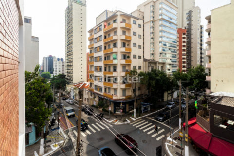 Image 18 - 1033365