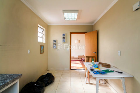 Image 6 - 1033365