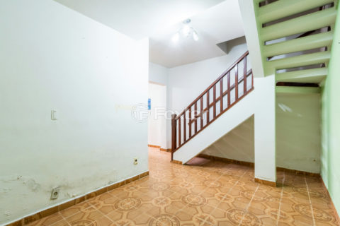 Image 11 - 1033366