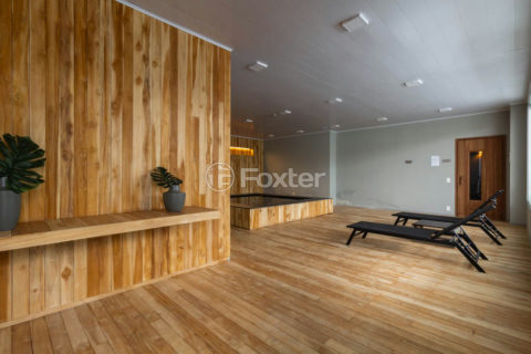 Image 38 - 1033371