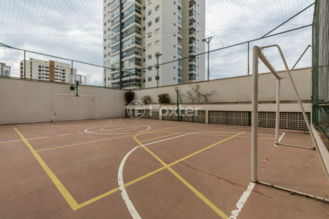 Image 40 - 1033376
