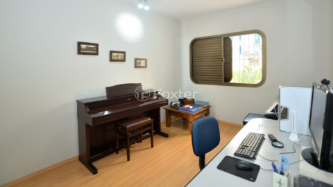 Image 33 - 1033380