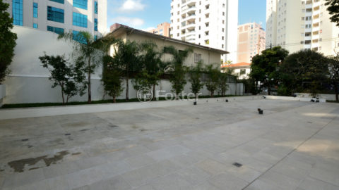 Image 61 - 1033380