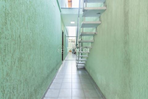 Image 34 - 1033381