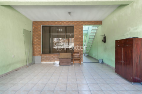 Image 38 - 1033381