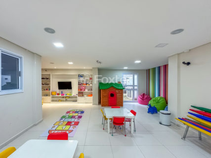 Image 32 - 1033387