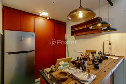 Image 32 - 1033389