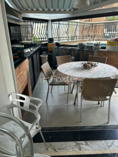 Image 26 - 1033392