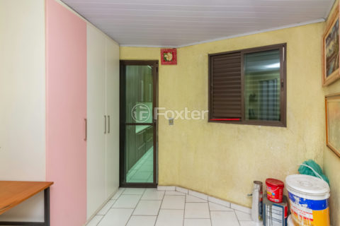 Image 33 - 1033397