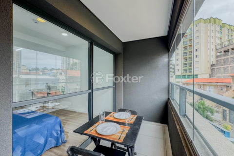 Image 10 - 1033405