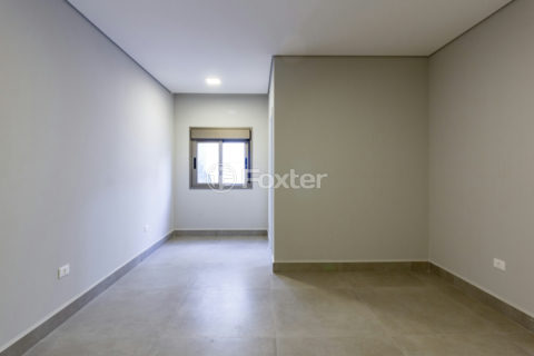 Image 45 - 1033408