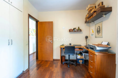 Image 30 - 1033413