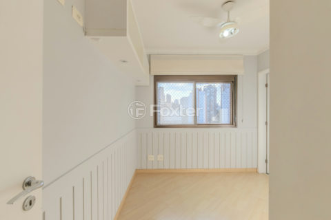 Image 22 - 1033422