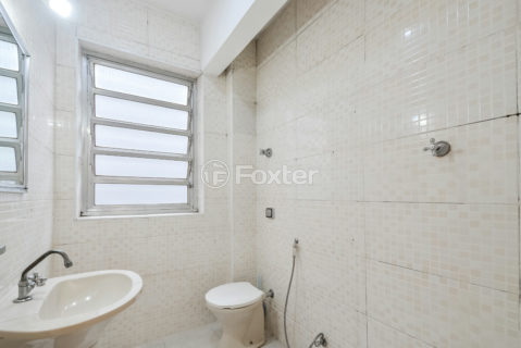 Image 8 - 1033423