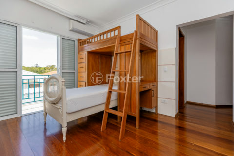 Image 39 - 1033428