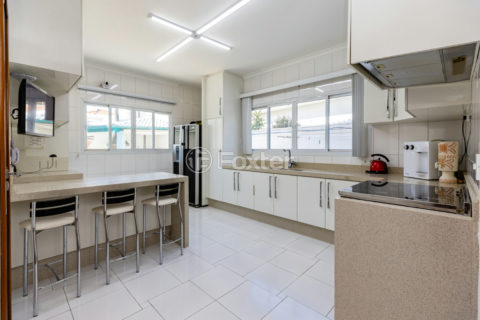 Image 21 - 1033428