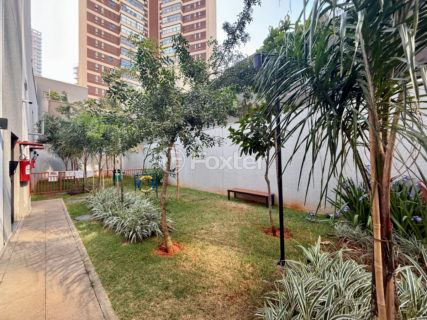 Image 60 - 1033432