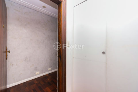 Image 32 - 1033433