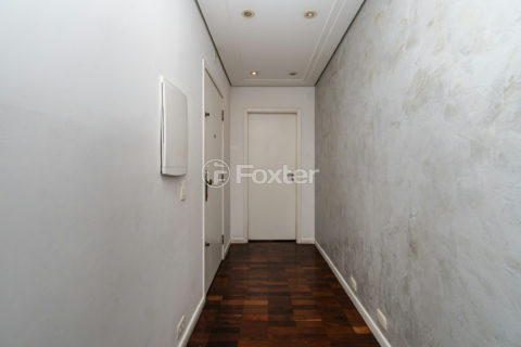 Image 7 - 1033433